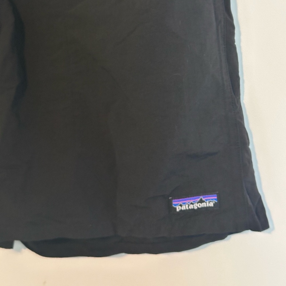 Patagonia Men's Baggies 7” Mesh Lining Shorts - Medium - Picture 4 of 8
